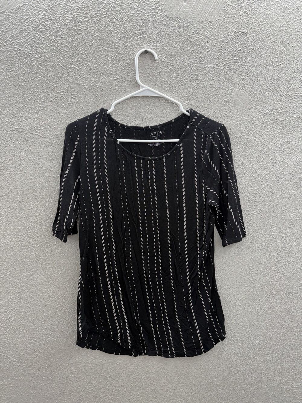 Apt. 9 Essentials Womens Shirt Size Medium Black White Lined Half Sleeve